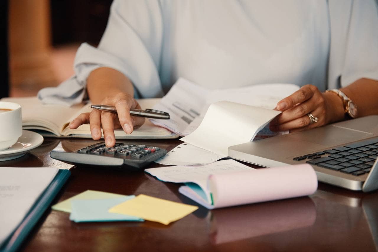 manage-payroll-1785178954-3601.png