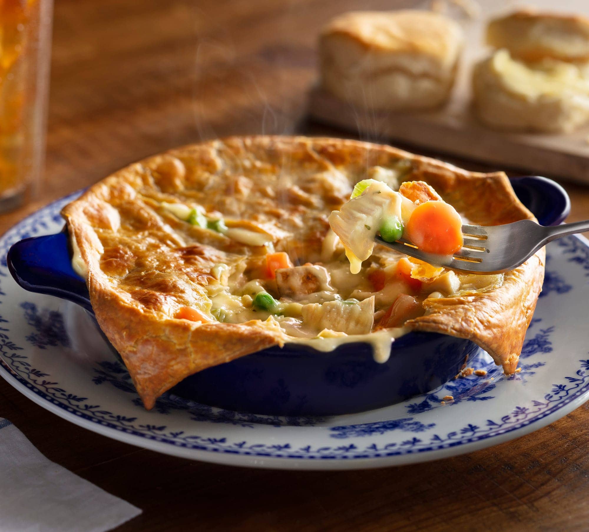 https://d3n2401vhvcfv5.cloudfront.net/_images/company/cracker_barrel/cracker_barrel_pot_pie.jpg