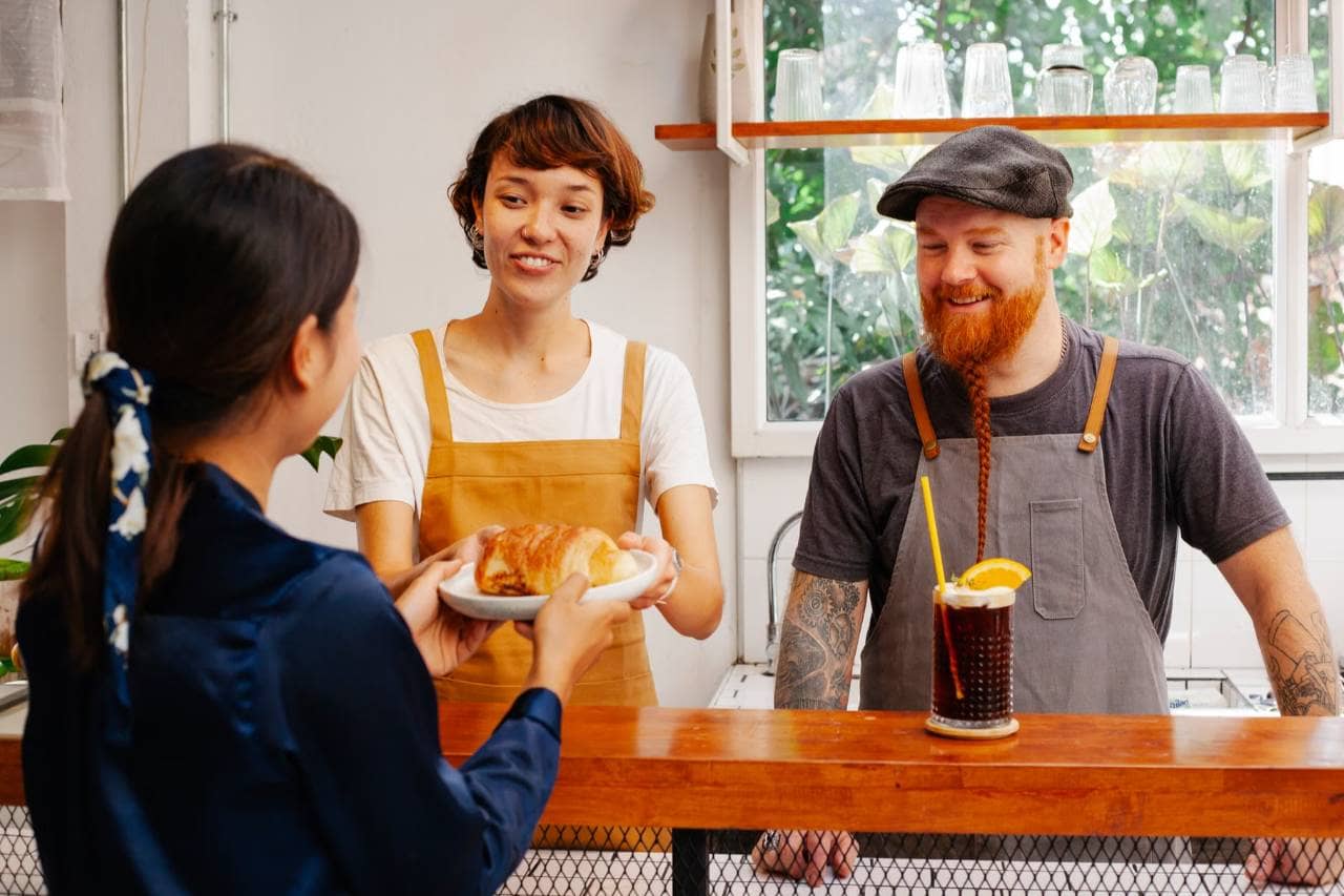 customer-service-training-1792187300-8284.png