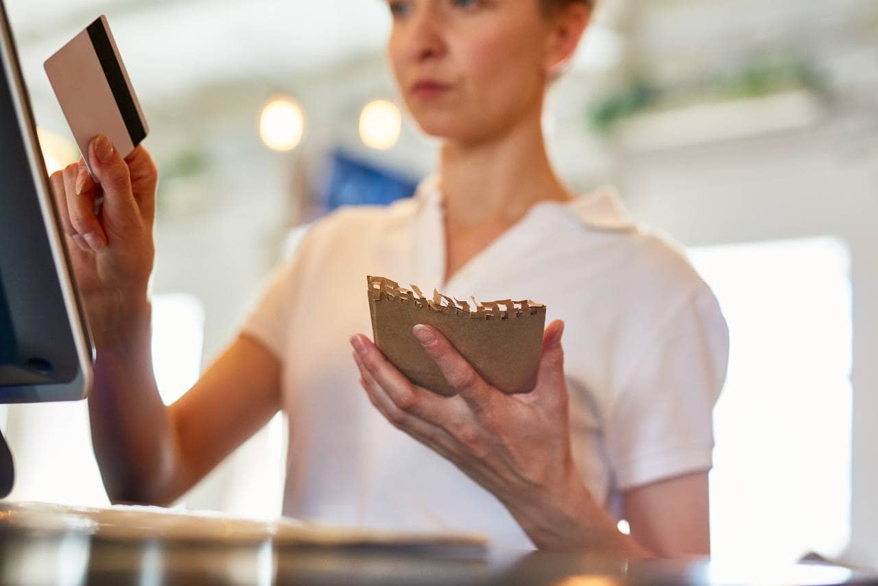 forecast-the-cash-coming-into-the-restaurant-1773082450-1471.png