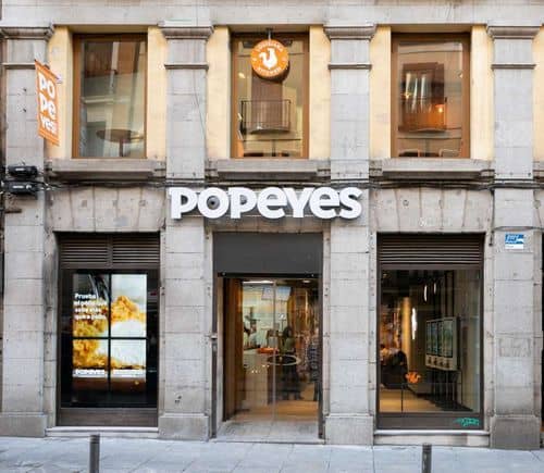 https://d3n2401vhvcfv5.cloudfront.net/_images/company/Popeyes/1734645607828-62f1664863e22000435317af_NOLA-Contemporary-Restaurant-Image--3--p-500.jpg