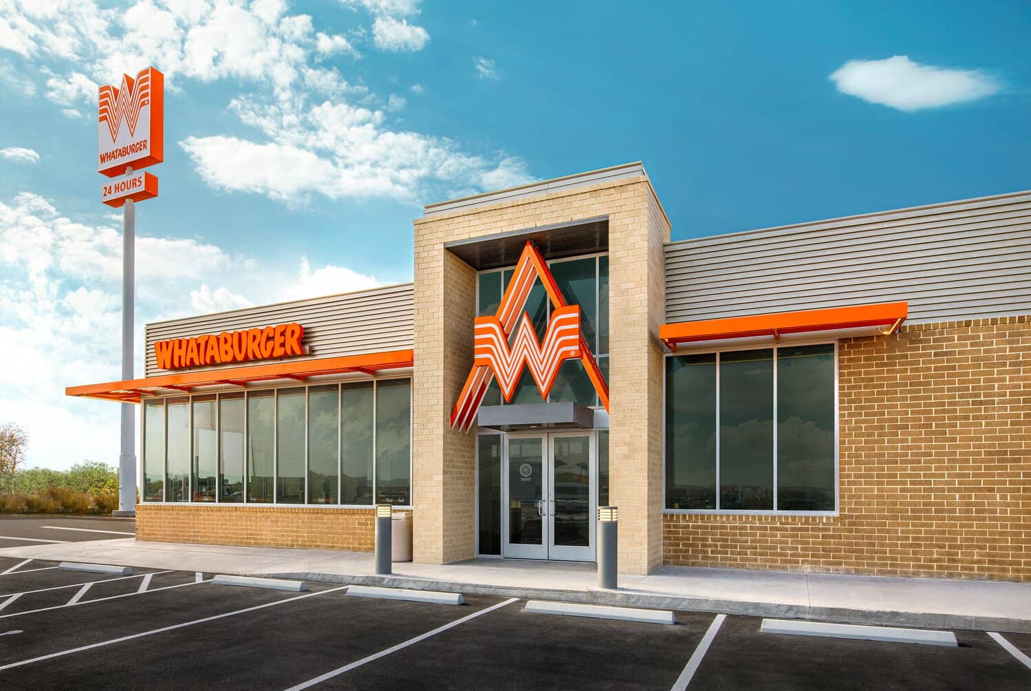 https://d3n2401vhvcfv5.cloudfront.net/_images/company/Whataburger/1738005836036-20240221-185942-wat-21134-newbuildingretouching-13-rgb.jpg