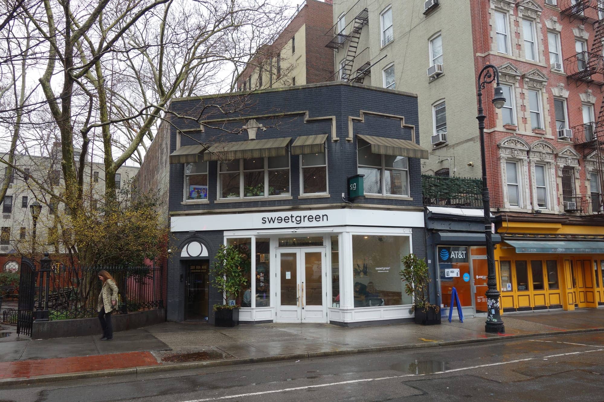 brown and black concrete building