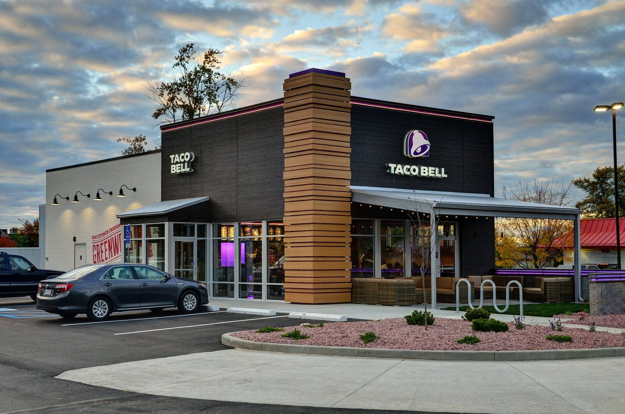 Taco Bell Store Front 1